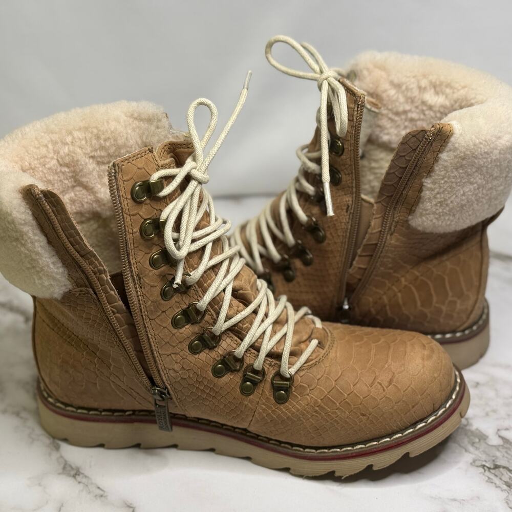 Rare Royal Canadian Cambridge “Croc” Embossed Leather Waterproof Boots 8.5 - Picture 6 of 16